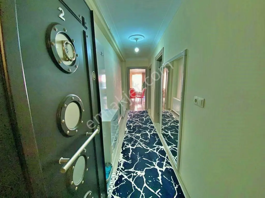 Uytundan Edremitte Full Eşyalı Doğalgazlı 1+1 Kiralık Daire - Görsel 9