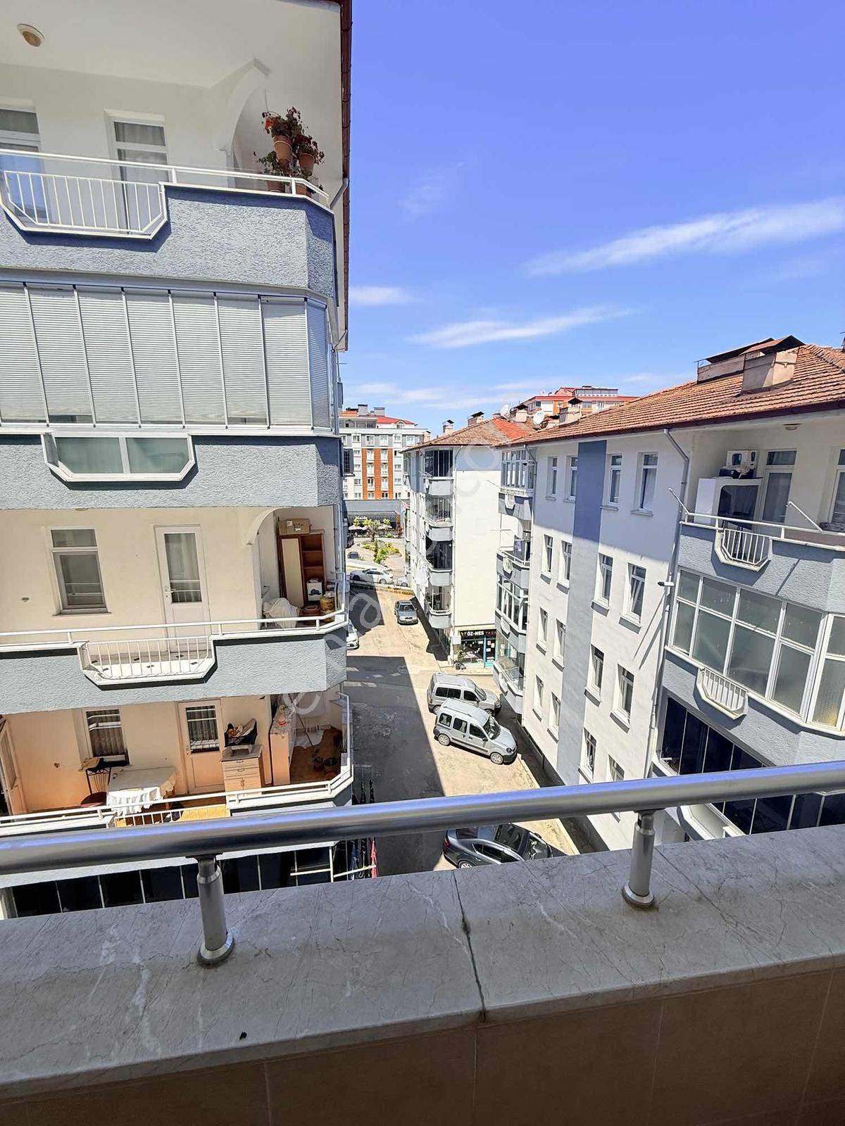 Yomra Merkez Sahilde Satılık Lüks Daire Dükkan Takaslı - Görsel 18