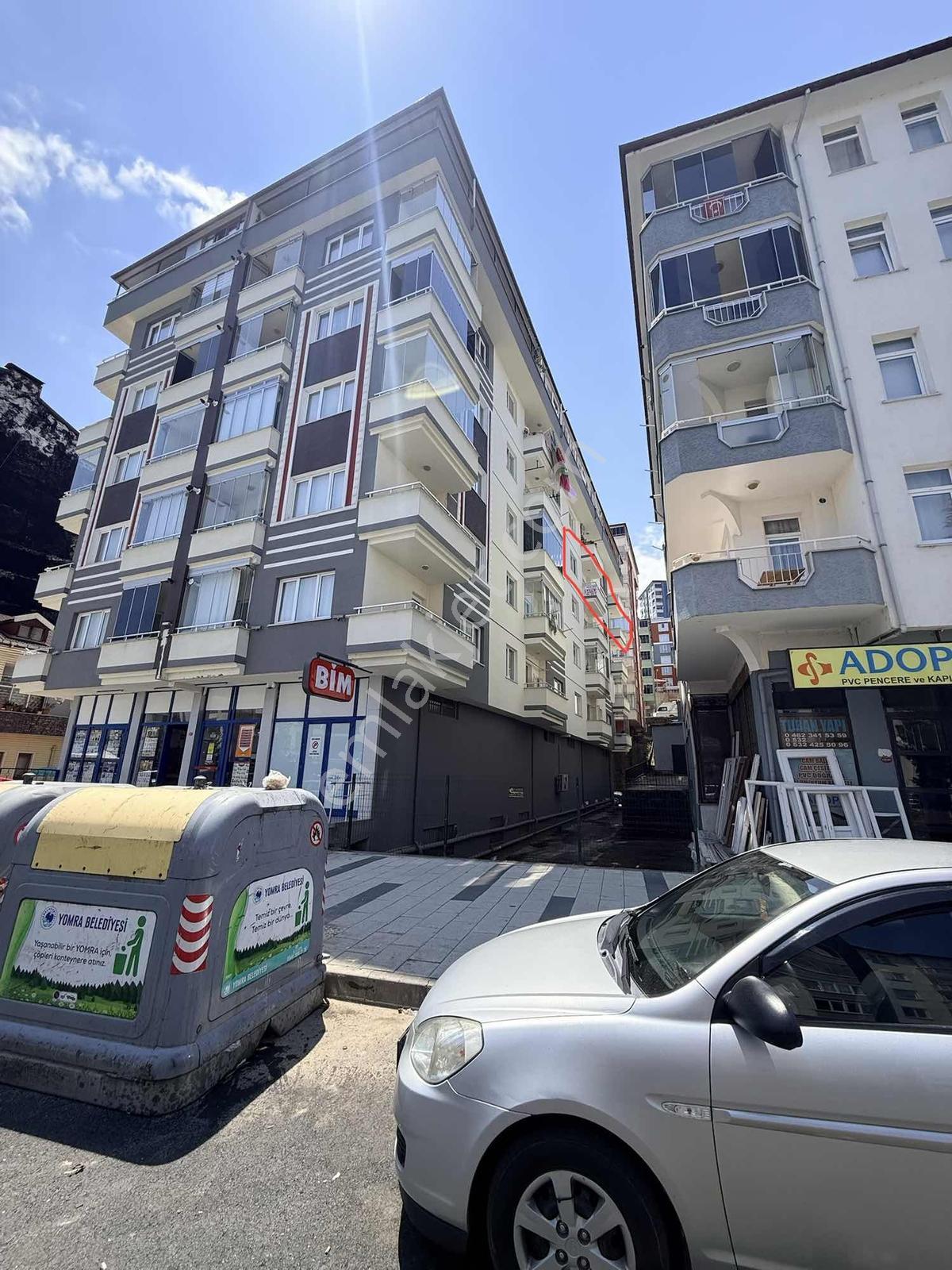 Yomra Merkez Sahilde Satılık Lüks Daire Dükkan Takaslı - Görsel 3