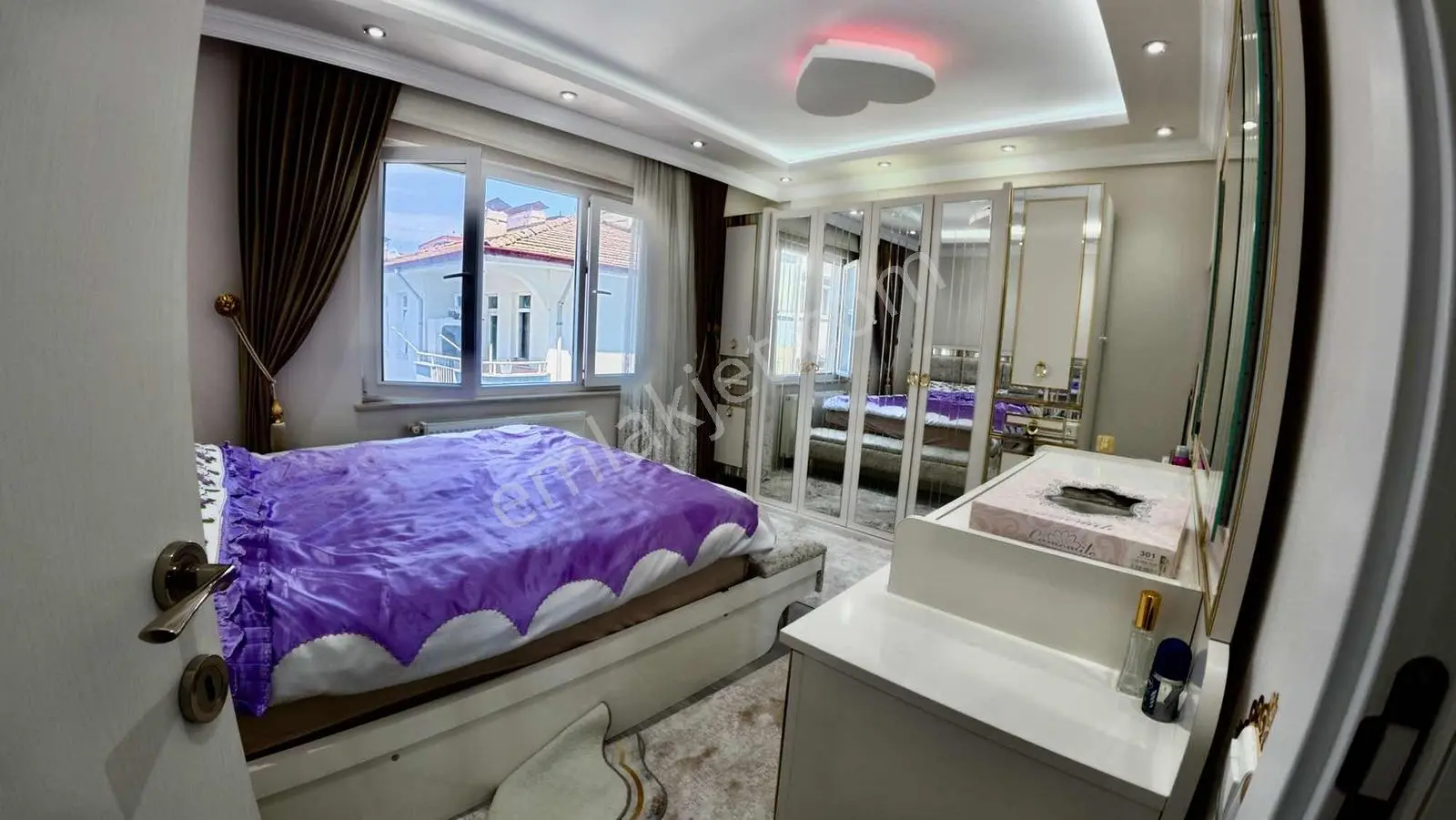 Yomra Merkez Sahilde Satılık Lüks Daire Dükkan Takaslı - Görsel 8