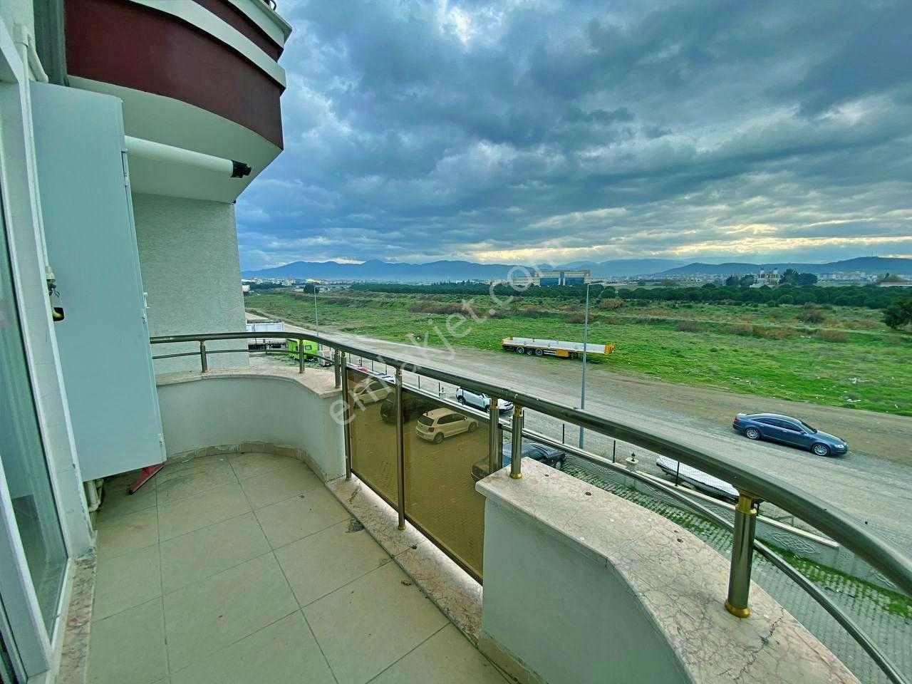 Uytundan Burhaniye Bahçelievler'de Asansörlü Arakat Kiralık 1+1 - Görsel 8