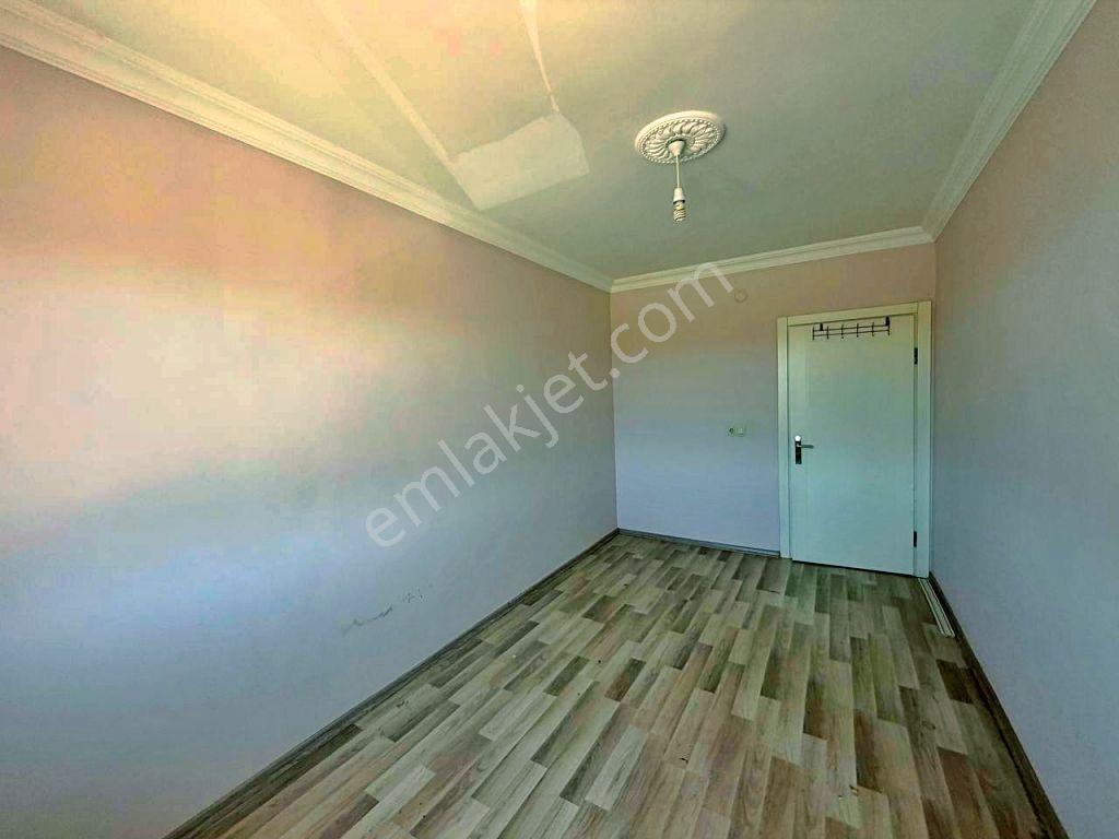 Uytundan Burhaniye Bahçelievler'de Asansörlü Arakat Kiralık 1+1 - Görsel 21