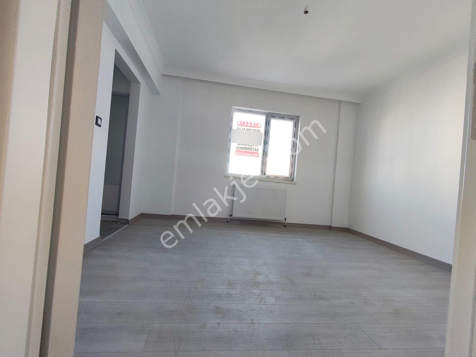 Yılmaz Gayrımenkulden Kıralık 4+1 Ultra Lüks Ful Yapılı 180 Metre Kare Kıra 40.500 Tl - Görsel 35