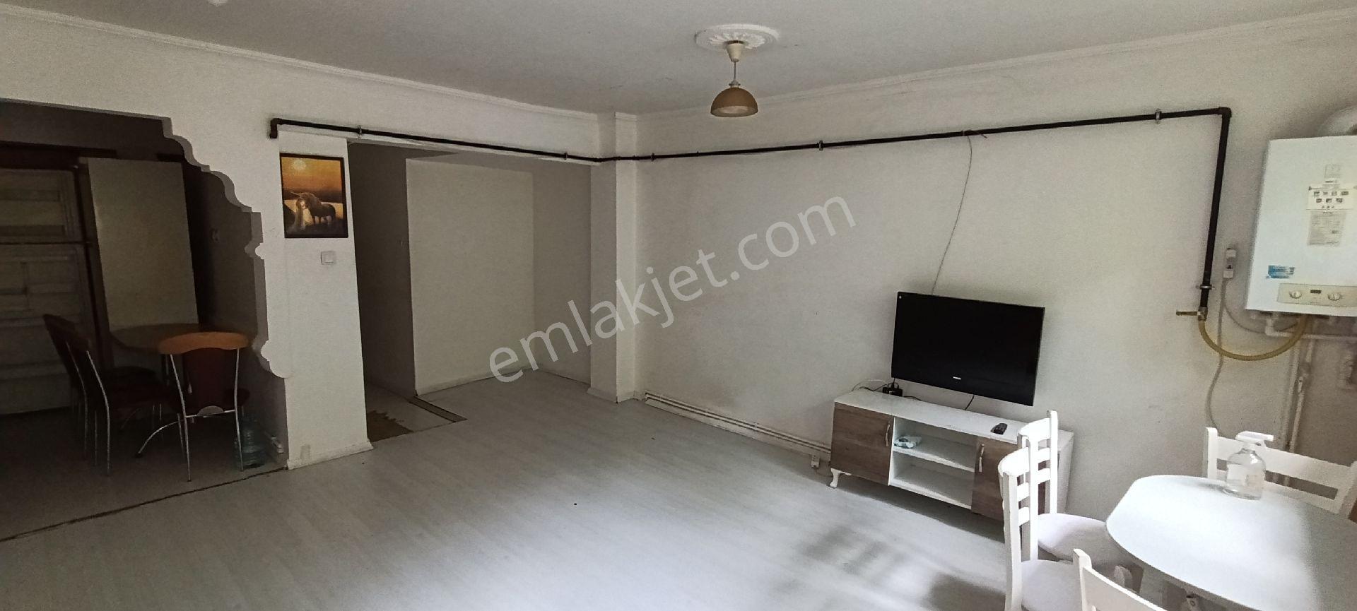 2+1 Kısmi Eşyalı Kiralık Daire - Görsel 5