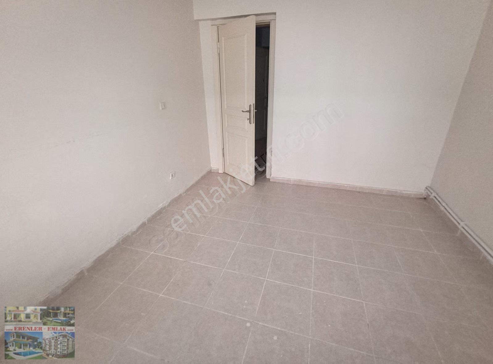 Esenyurt Merkezde Kiralık 1+1 Bahçe Katı Daire (75m²) - Görsel 23