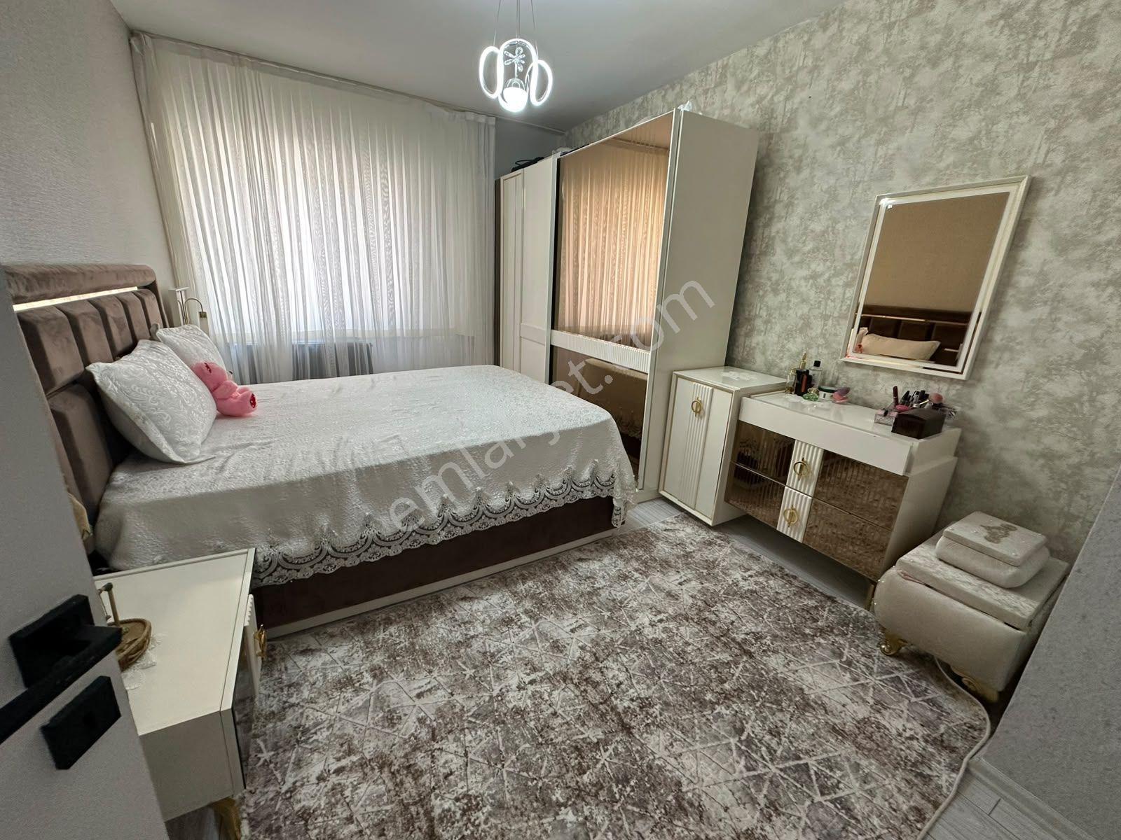 Mevlana Halit Mah Hatboyu Caddesi De 3+1 Satılık Daire - Görsel 6