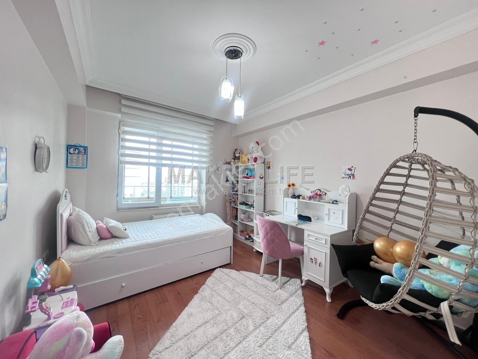 Diclekent Ana Cadde Üzeri Satılık Bakımlı Ara Kat Daire - Görsel 8