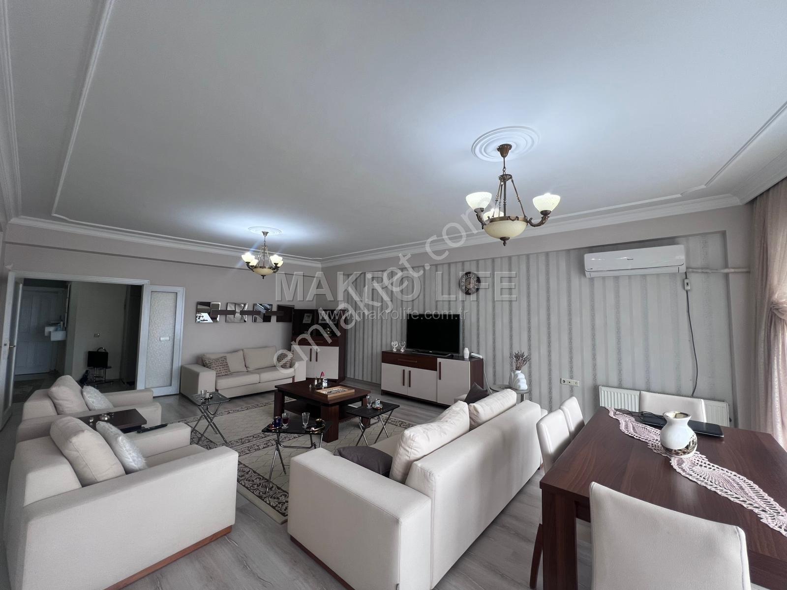 Diclekent Ana Cadde Üzeri Satılık Bakımlı Ara Kat Daire - Görsel 7
