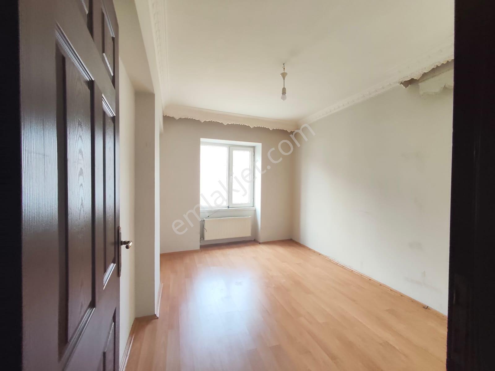 Yılmaz Gayrimenkulden Cadde Üzeri Kiralık 2+1 Yapılı Cadde Üzeri - Görsel 3