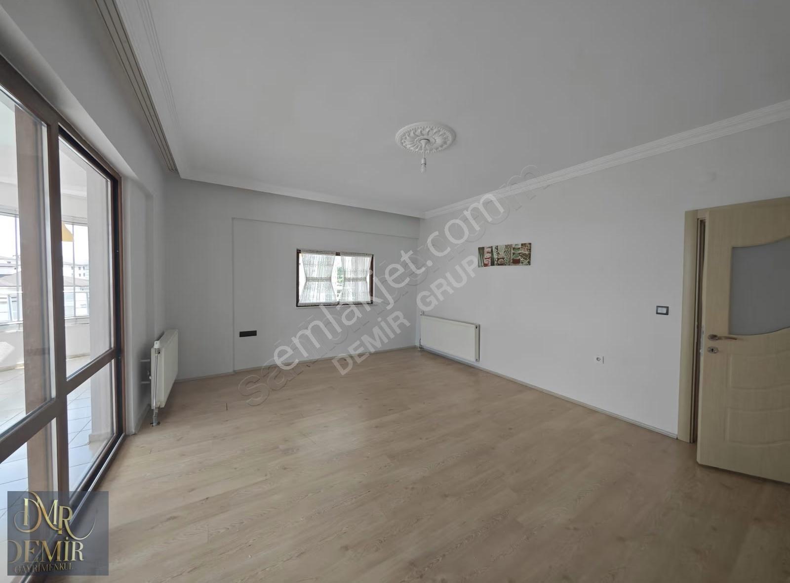 Yakamoz Evleri 1'de Satılık 4+1, Net 220 M² Geniş Daire - Görsel 13