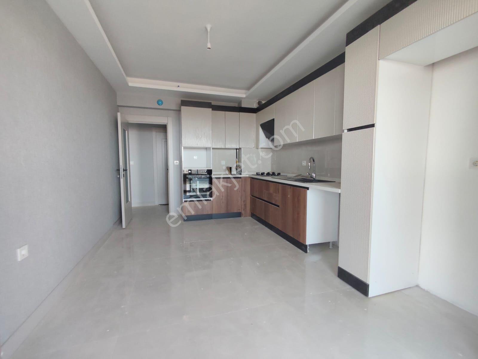Yılmaz Gayrimenkulden Şehir Manzaralı 4+1 Sıfır Ultra Lüks Full Yapılı Kiralık Daire 180 M2 - Görsel 30