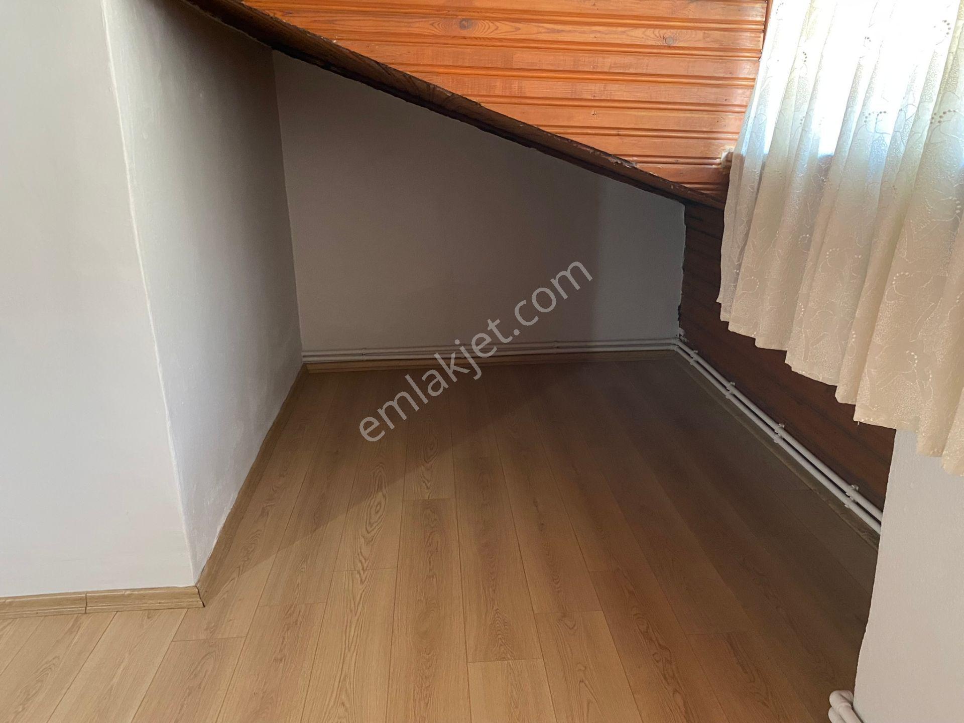 Gülbağ Merkezde Kiralık Teraslı 2+1 / 30.000 Tl - Görsel 19