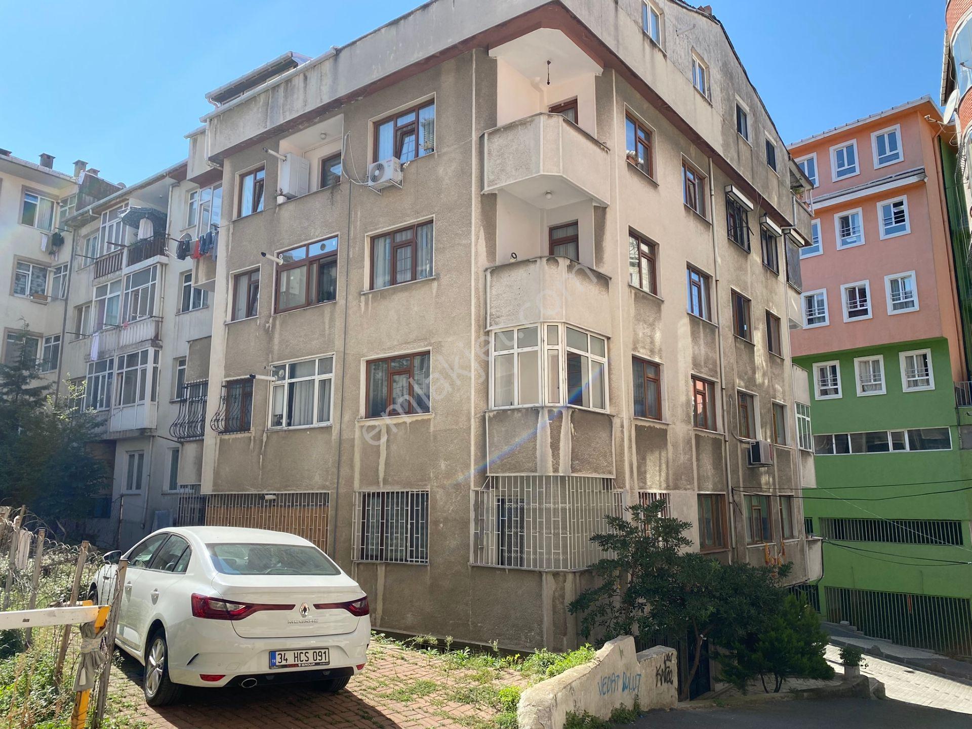 Gülbağ Merkezde Kiralık Teraslı 2+1 / 30.000 Tl