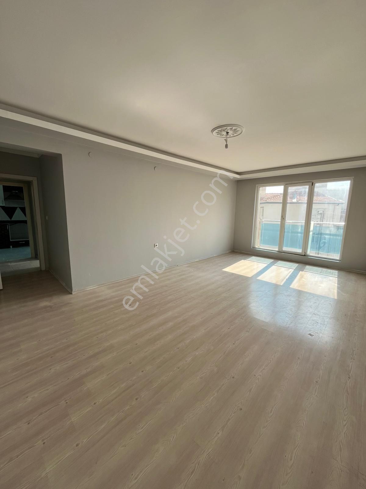 Yılmaz Gayrimenkulden Altındağ Beşikkaya Mah. 3+1 Asansörlü Ara Katta Kupon Kiralık Daire - Görsel 23