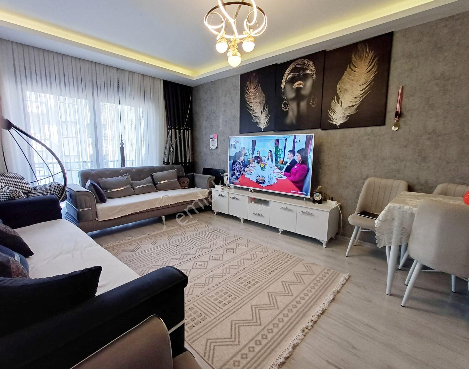 Mertcan Dan Hürriyet Mah Arakat 3+1 İskanlı - Panjurlu Lüks Daire