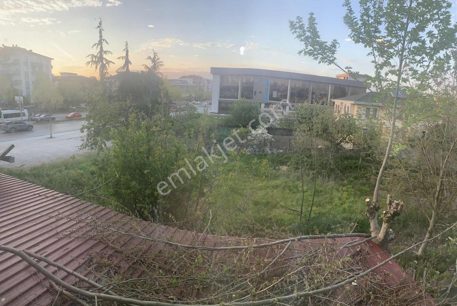 Remax Design Serdivan İstiklal Mahallesi 4+1 Kiralık Çatı Dublex - Görsel 27