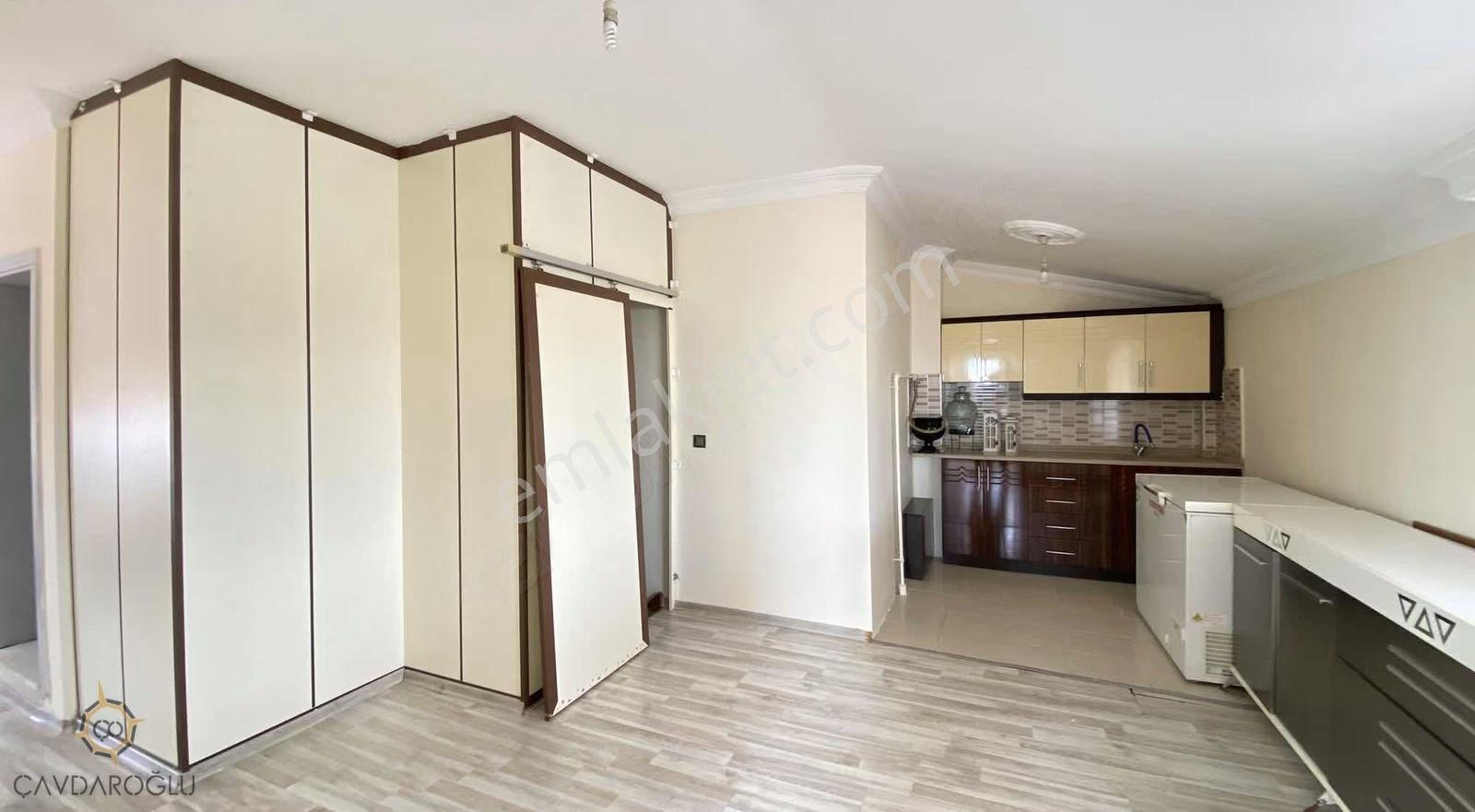 Türkiş Lozan Caddesinin Alt Tarafında 5+1 Dubleks Daire - Görsel 13