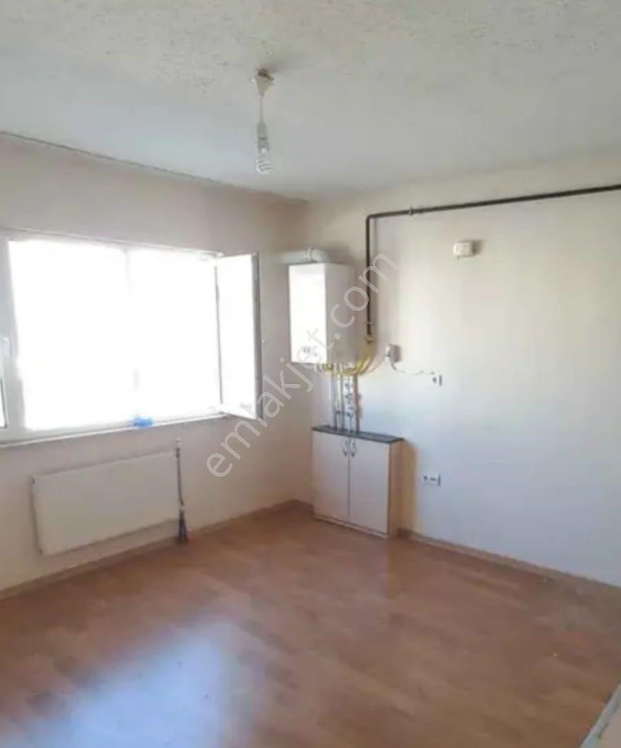 Adil Emlak'tan Çaydaçıra'da Kiralık Arakat 1+1 Bakımlı Daire - Görsel 3