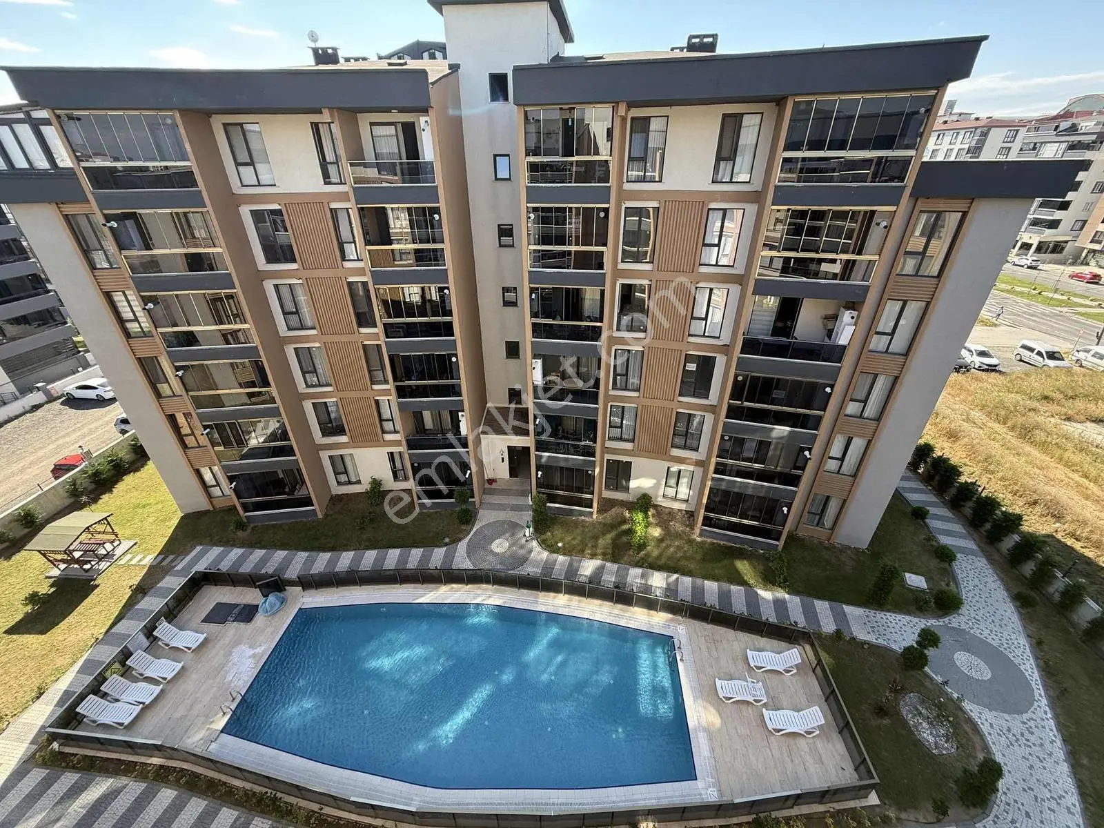 Onay Dan Çerkezköy Tepede Full Eşyalı 1+1 Daire 7/24 Güvenlik - Görsel 3