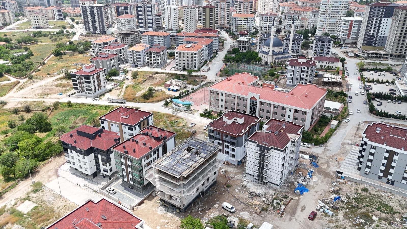 Cm Emlak Hastane Civarı İçi Full Yapılı Arakat Sıfır 2+1 Daire - Görsel 3