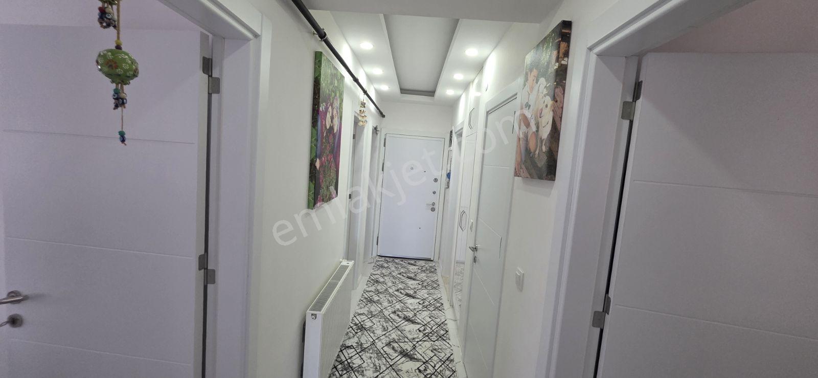 Merkezde, Kapalı Mutfak, E.banyolu Geniş 3+1 - Görsel 27
