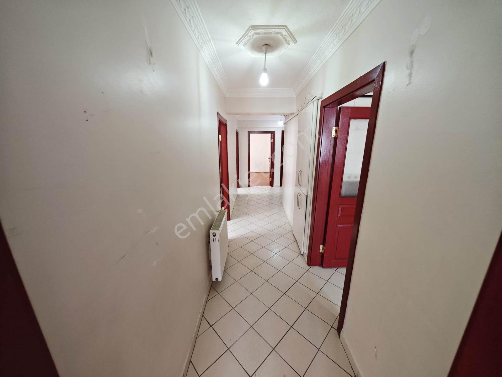 Cadde Üzeri- Belediye-adliye Ek Binası-trene Yakın 3+1 Boş Daire - Görsel 7