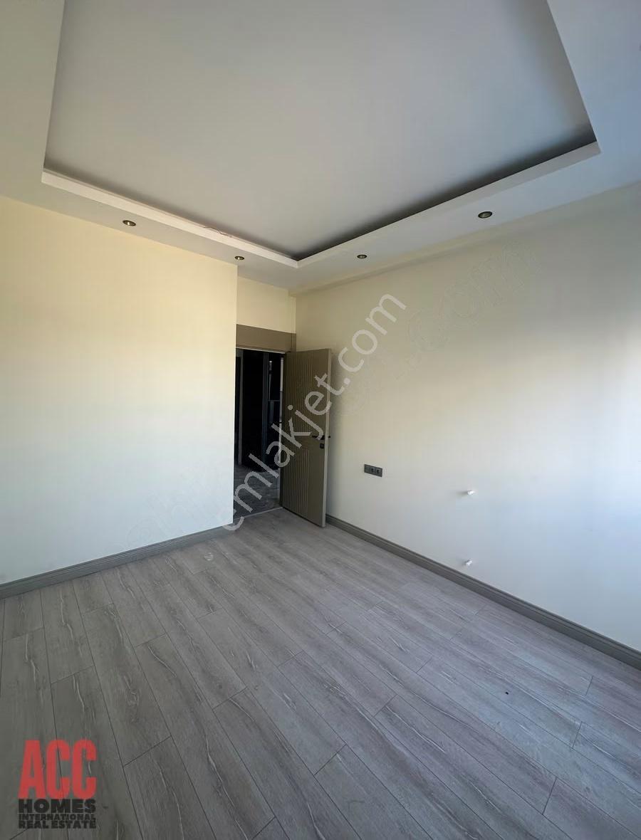 Altıntaş Kapalı Otoparklı Havuz Cephe Arakat 1+1 Satılık Daire - Görsel 6