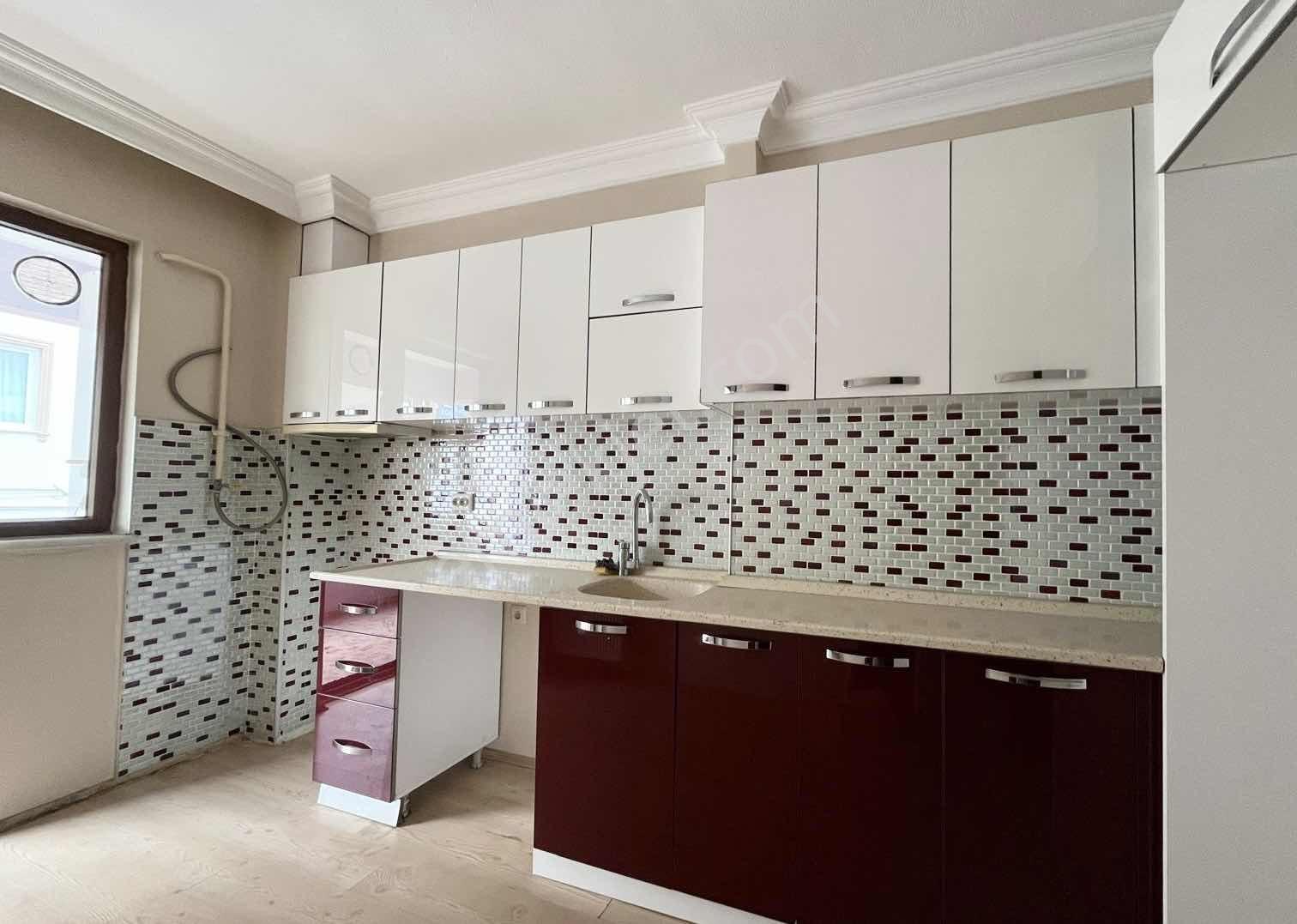 Derince Dumlupınar Mahallesinde 3+1 Kiralık Arakat Daire - Görsel 29