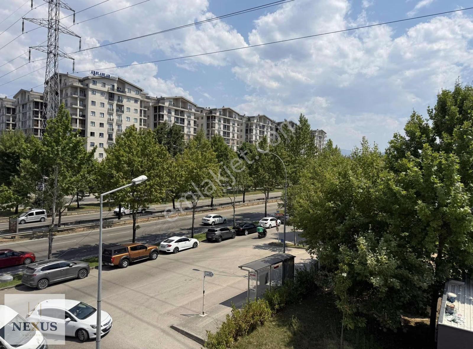 Atabulvarında Shell Yanı 80m2 Kiralık 2+1 Ofis İşyeri - Görsel 7