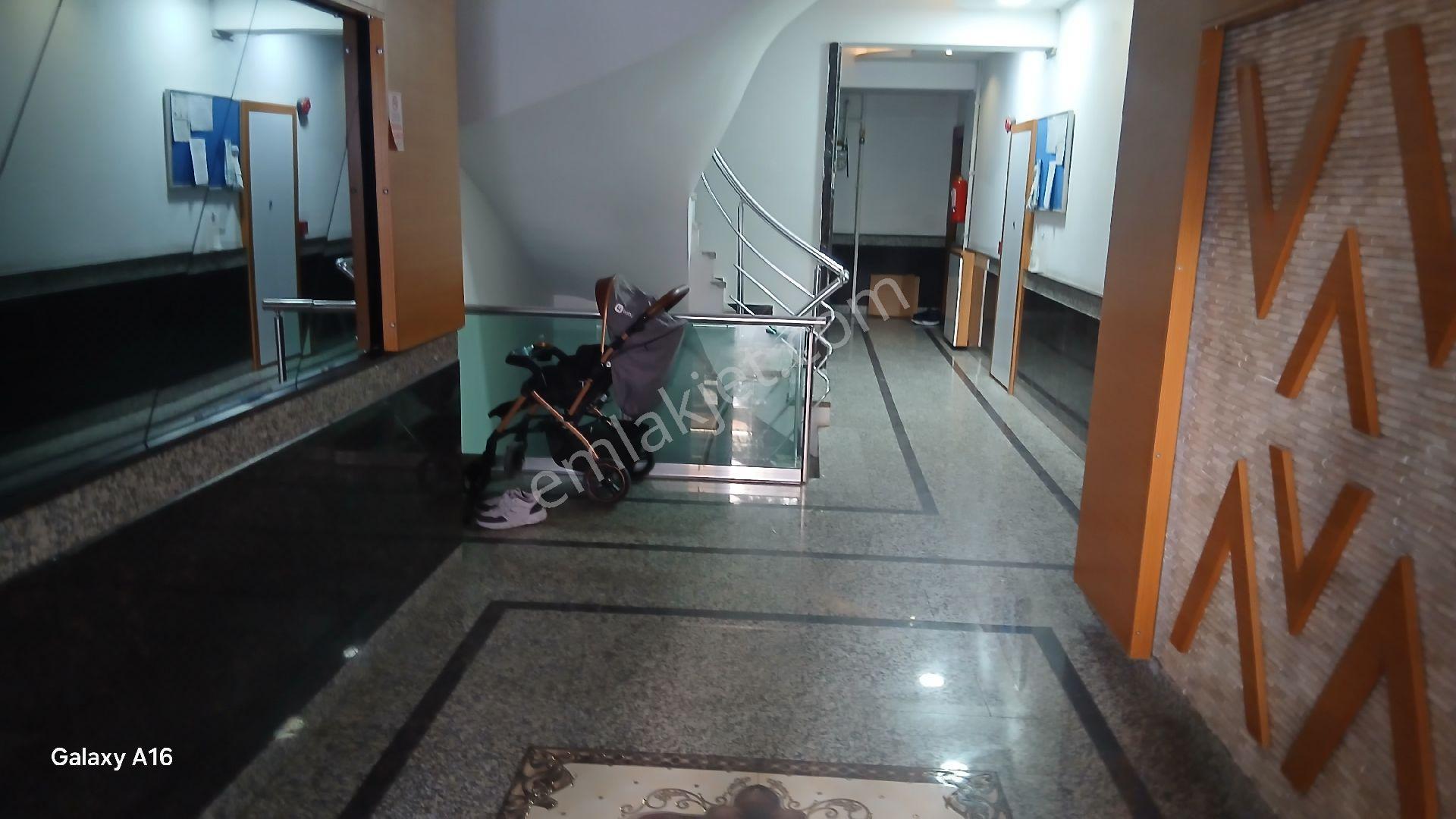 Bahçelievler Devlet Hastahane Yakını Konak Sokak Otoparklı - Görsel 29