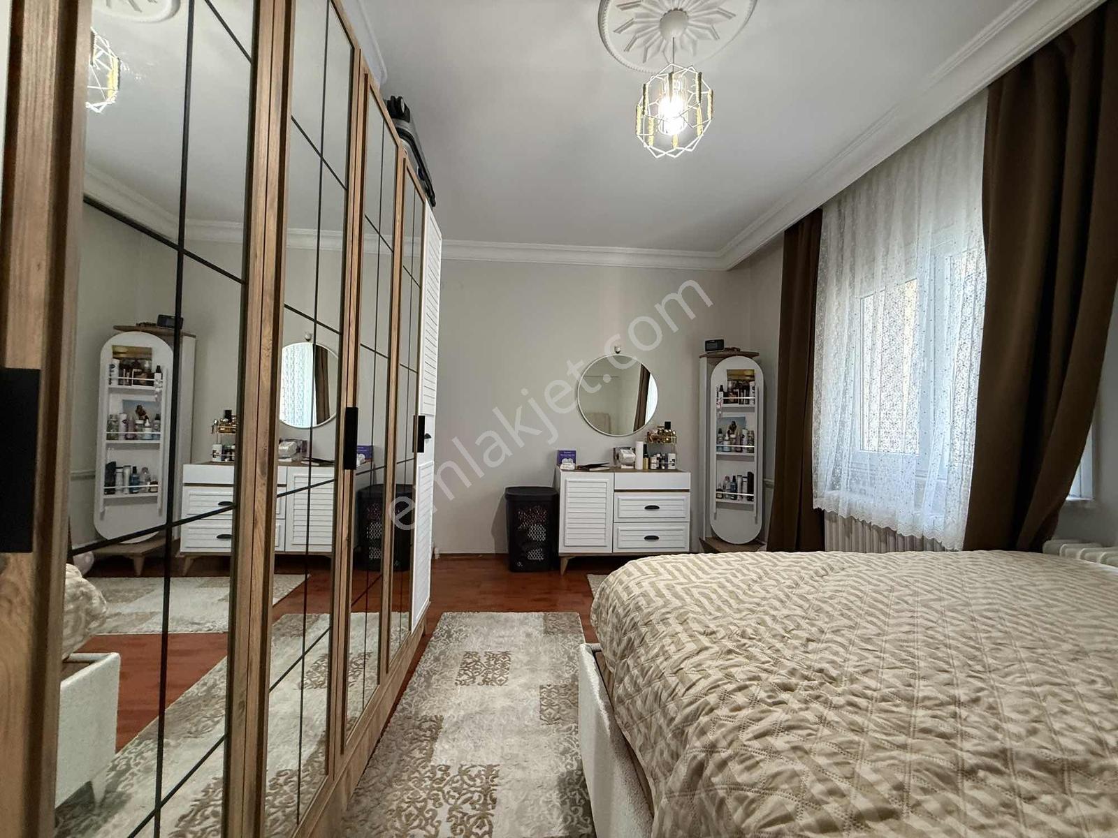 Çesan Sitesinde 92.30 M2 Arsa Paylı Krediye Uygun 3+1 Daire - Görsel 9