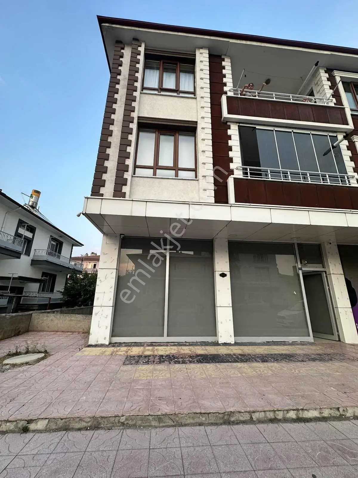 Tuncaygül'den Satılık 105m2 Depolu İşyeri | Alikemali Cad. - Görsel 9