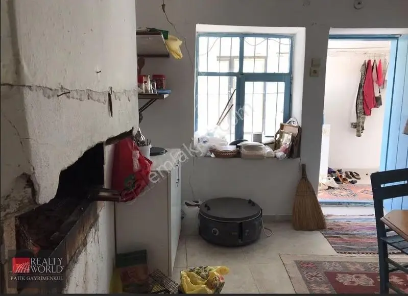 Enez Koca Ali Köyünde 694m2 Arsa İçerisinde Satılık Ev - Görsel 2