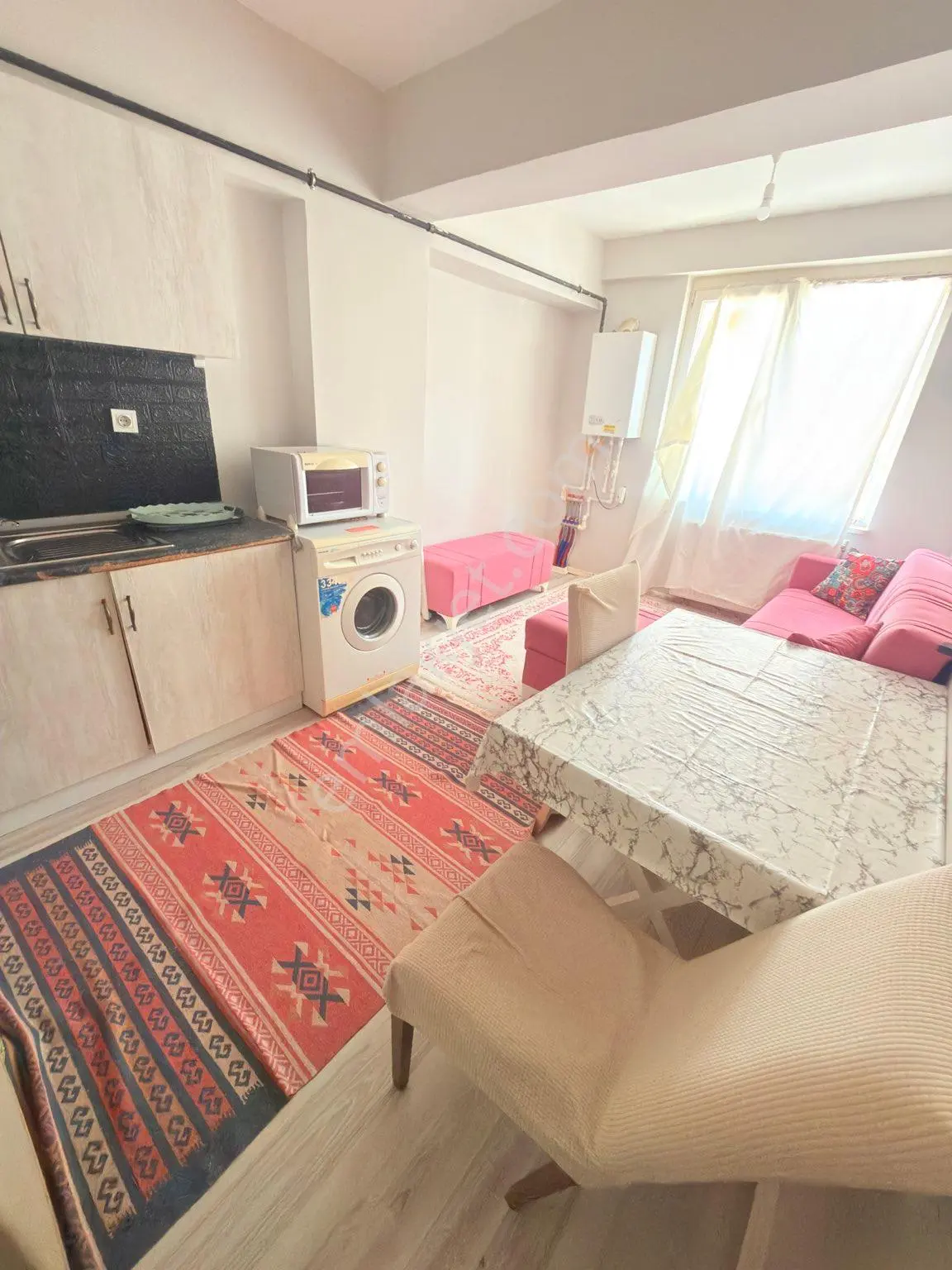 Atatürk Mah. Kiralık Eşyalı 1+1 Daire - Görsel 2
