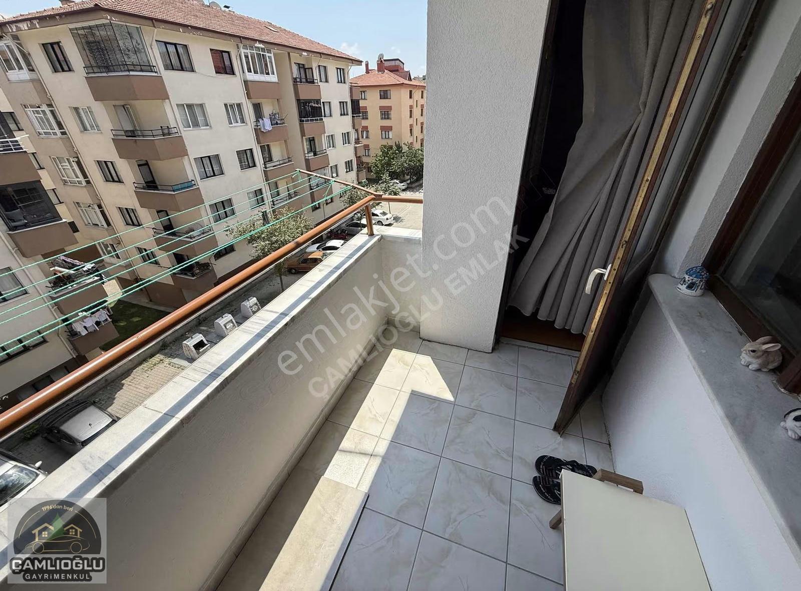 İzzet Baysal Mah Cadde Üzeri Ara Kat 140 M2 3+1 - Görsel 15