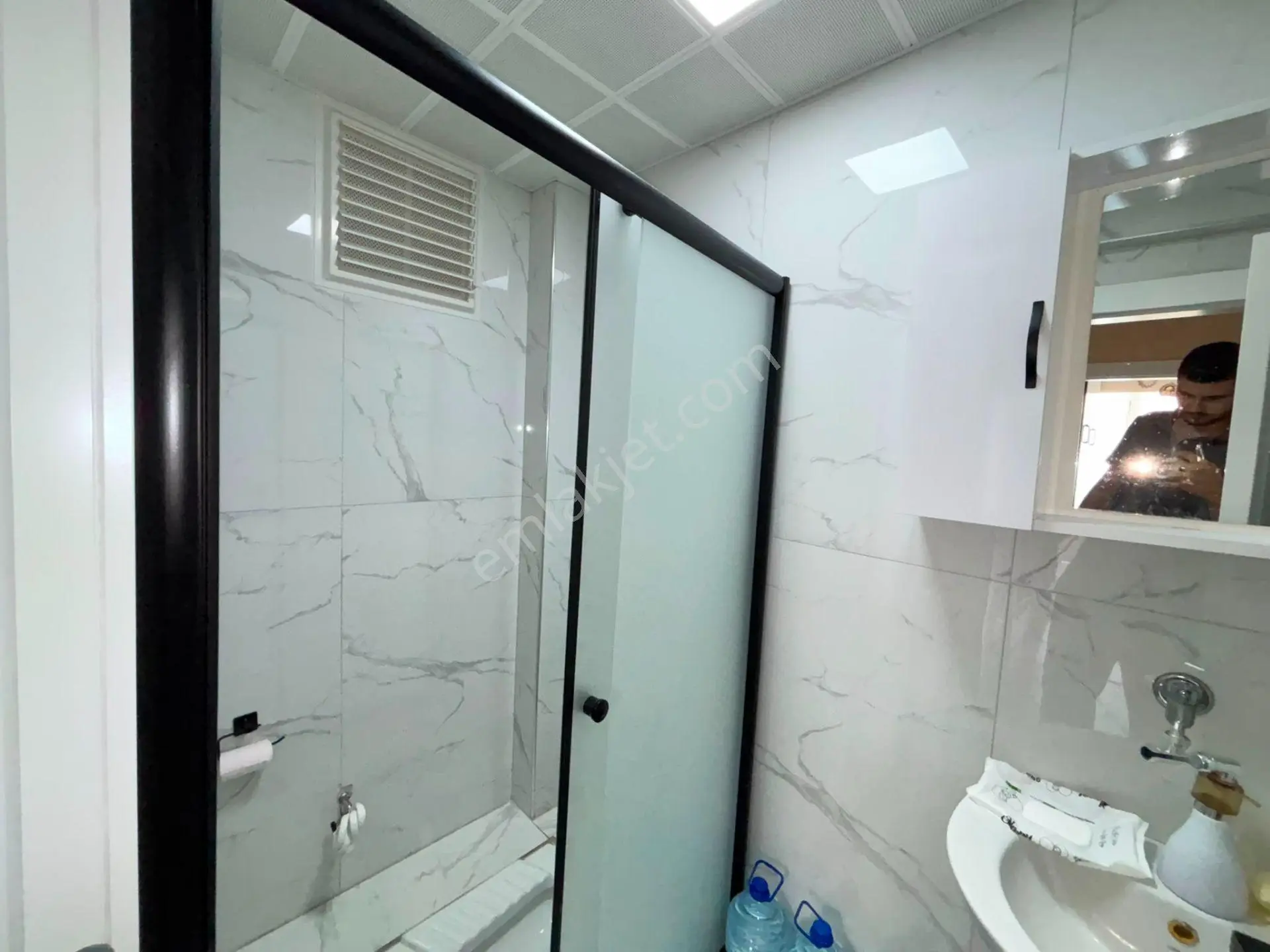 Yılmaz Gayrimenkulden Pınarbaşı Mah. Lüks Yapılı 3+1 Son Katta Kupon Kiralık Daire - Görsel 23
