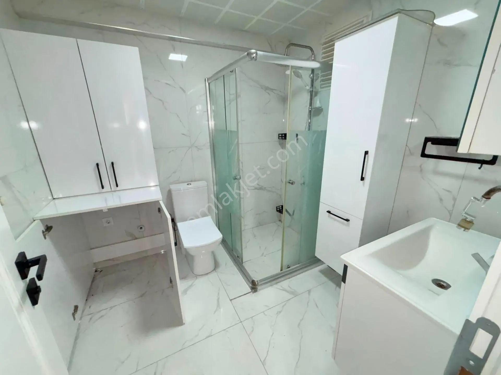 Yılmaz Gayrimenkulden Pınarbaşı Mah. Lüks Yapılı 3+1 Son Katta Kupon Kiralık Daire - Görsel 14