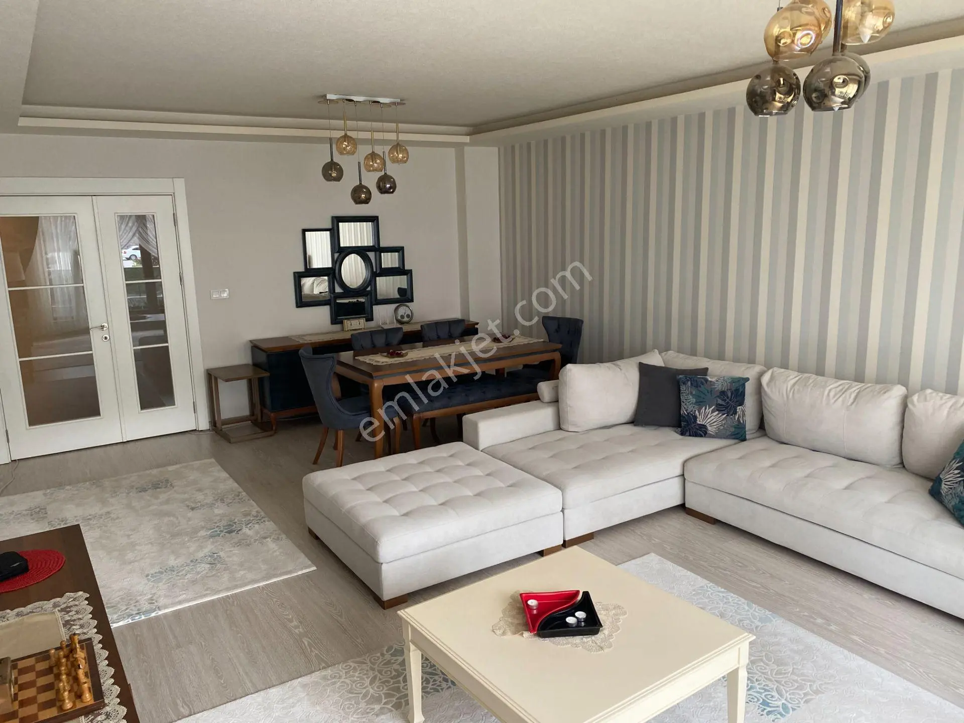 Mebuskent Evlerinde Ara Kat Konforlu Kiracısız 154m2 Satılık 3+1 - Görsel 6