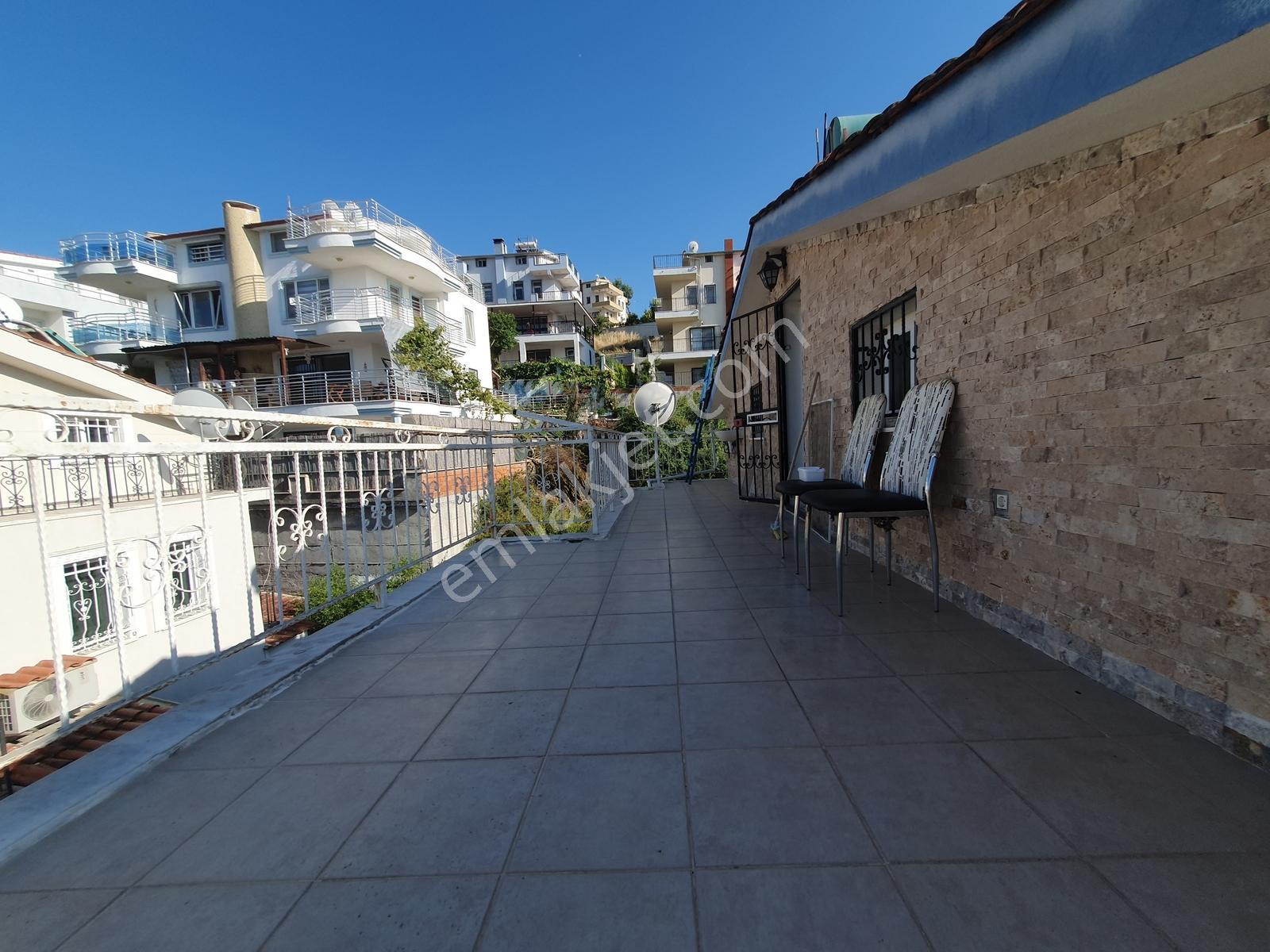 Kuşadası Efes Evleri Sitesi'nde Satılık Eşyalı 3+1 Villa - Görsel 20