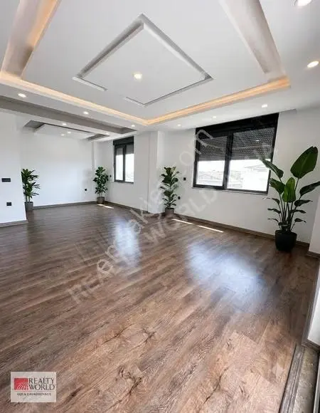 Antalya Şehir Hastanesi Yakını Satılık Lüks 5+1 Havuzlu Sitede