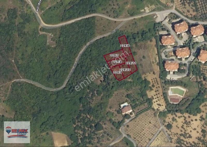Karamürsel Dereköy'de 519 M2 Deniz Manzaralı Satılık Arsa