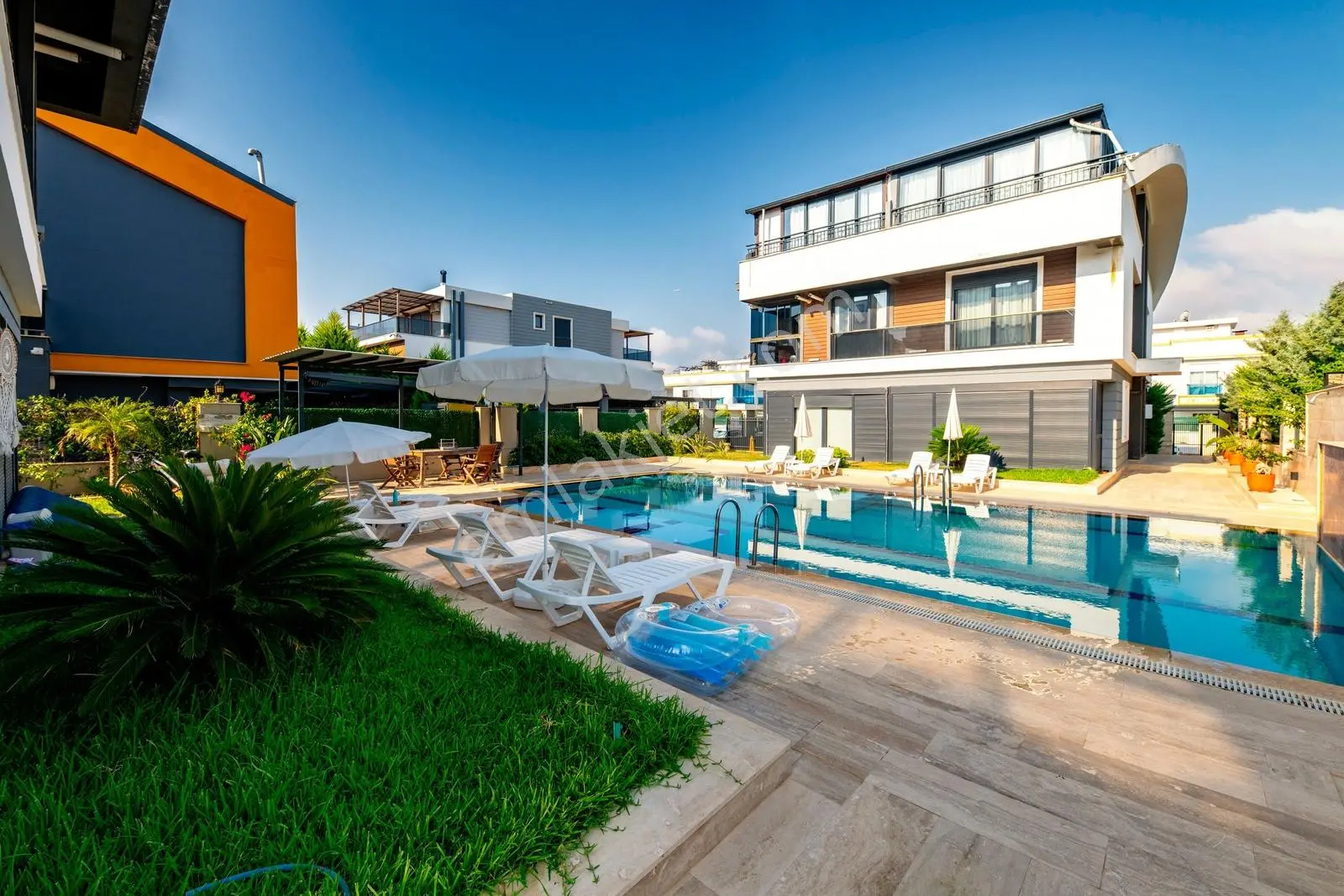 Güzeloba Aras Residence'da Yeni 2+1 Dubleks Lüks Daire - Görsel 4