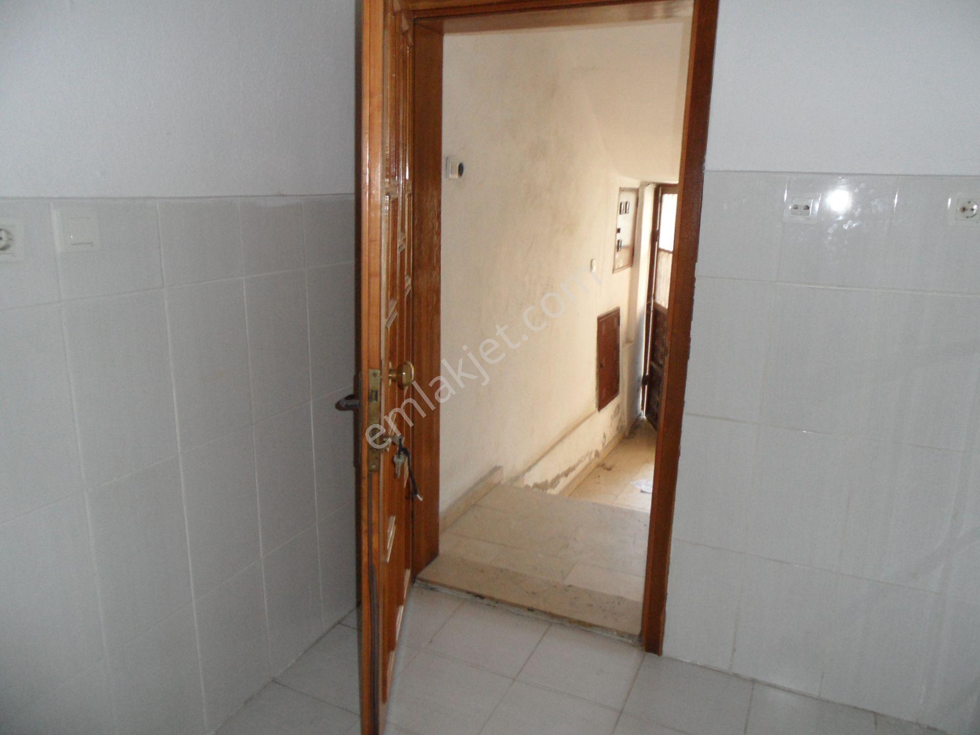 Çamlıcada Kiralık 3+1 Daire - Görsel 21
