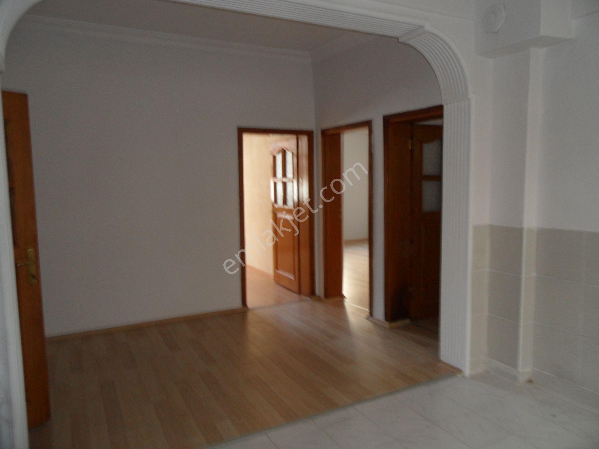 Çamlıcada Kiralık 3+1 Daire - Görsel 11