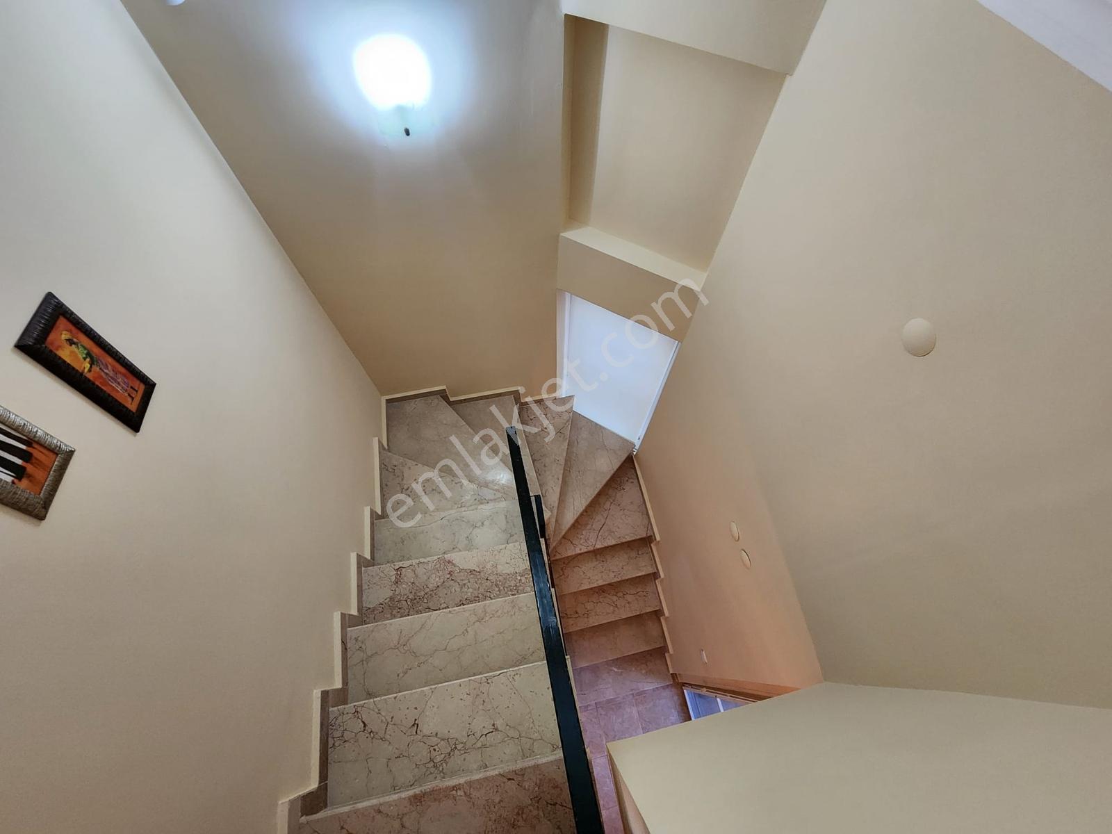 Ege'nin İncisi Didim Akbük'te 170 M2 Satılık 4+1 Tripleks Villa - Görsel 12