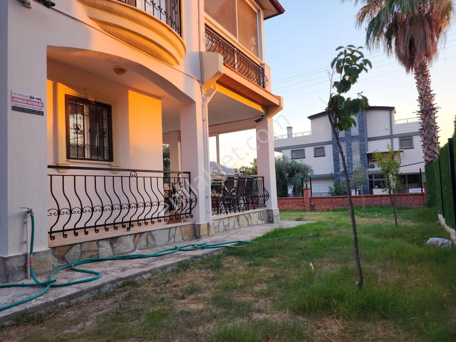Ege'nin İncisi Didim Akbük'te 170 M2 Satılık 4+1 Tripleks Villa - Görsel 32
