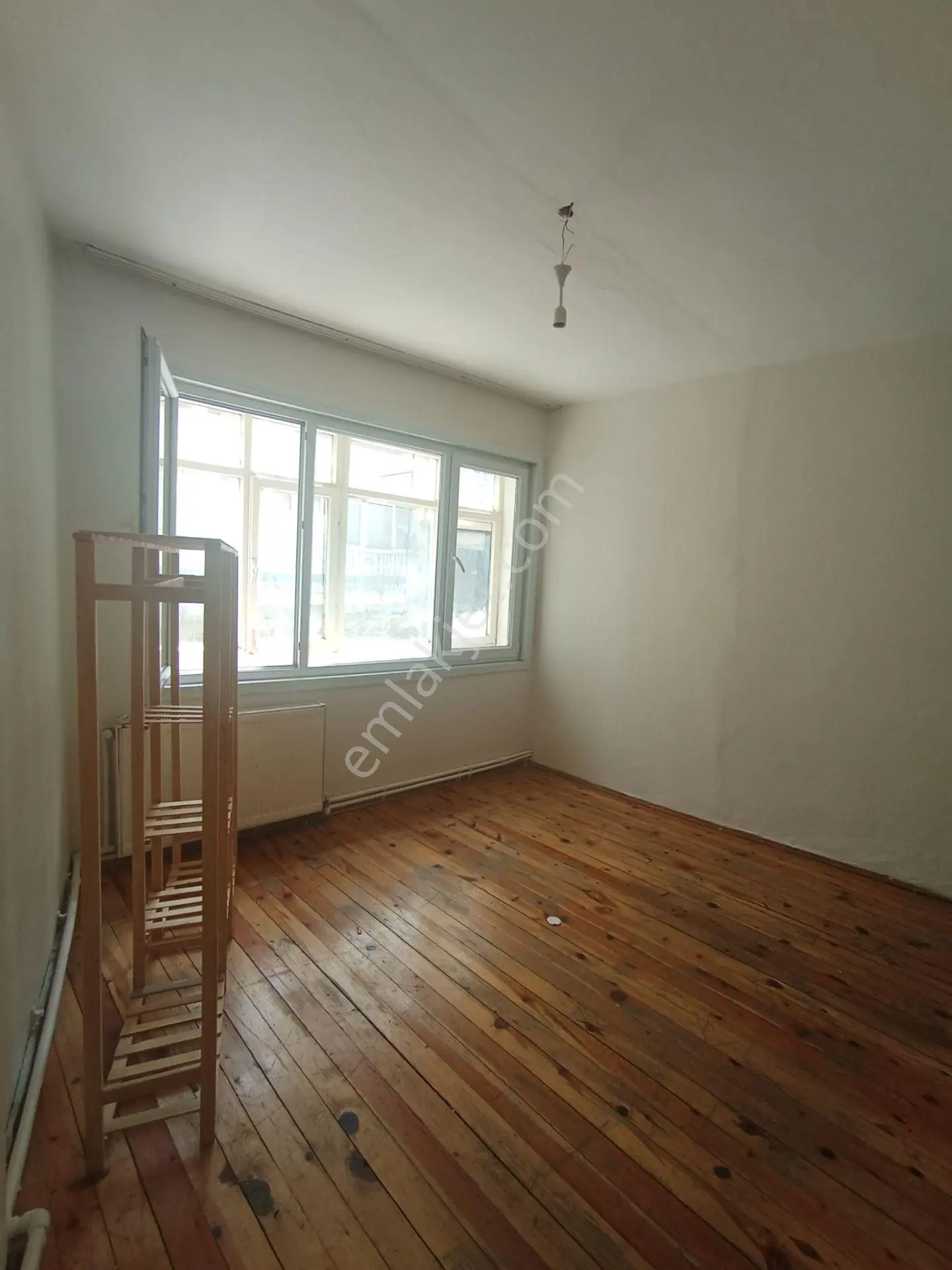 Beyoğlu Kasımpaşa Merkez'de 2+1, 75m2, Yüksek Giriş, Kiralık Daire - Sözgen'den - 288k