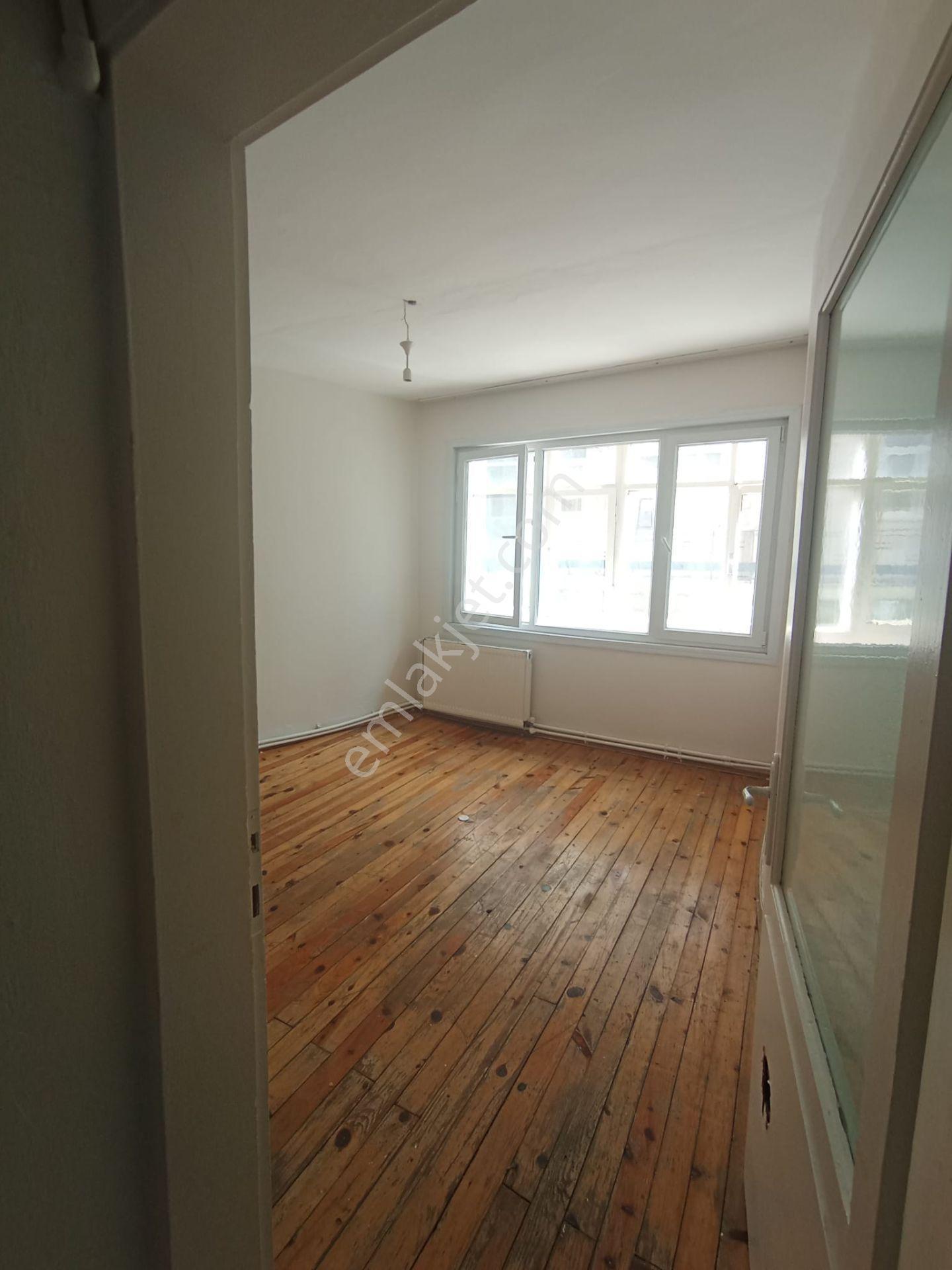 Beyoğlu Kasımpaşa Merkez'de 2+1, 75m2, Yüksek Giriş, Kiralık Daire - Sözgen'den - 288k - Görsel 8