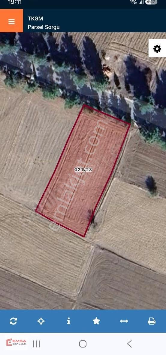 Korkuteli Çomaklı Sakızlık Mevkinde Yola Sıfır 1662 M² Tarla