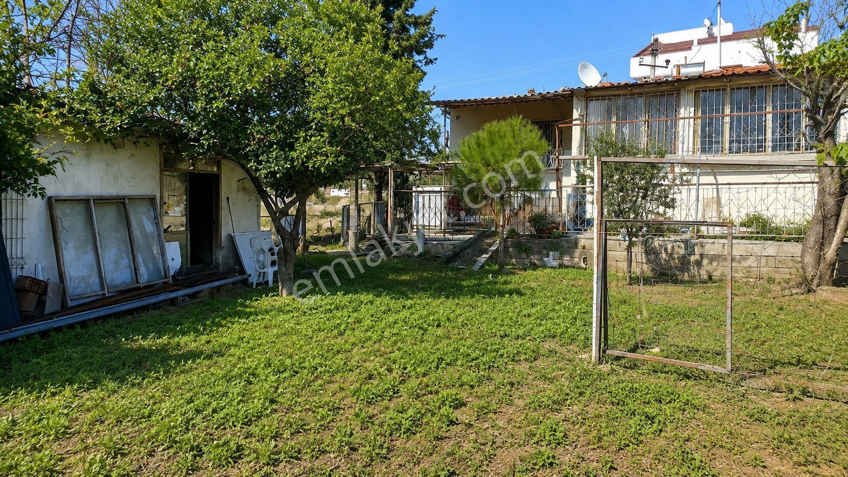 Muratpaşa Ermenek'te 375 M² Arsa İçinde Müstakil Ev Şehit Ali Daniyer Cad. Yakını